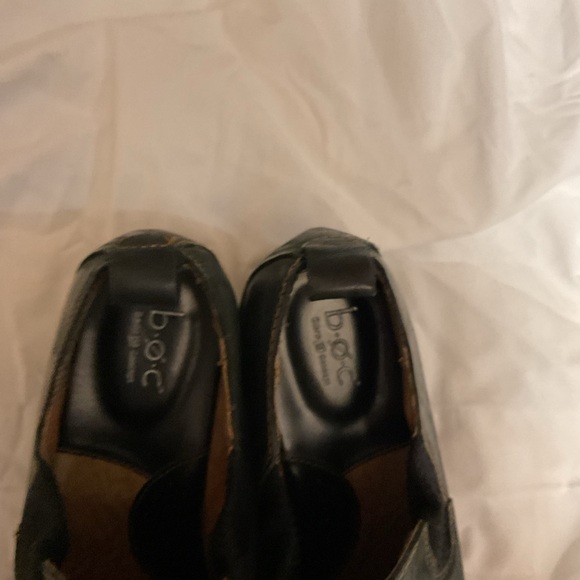 b.o.c. Black Leather Loafers Size 9M - Picture 5 of 15